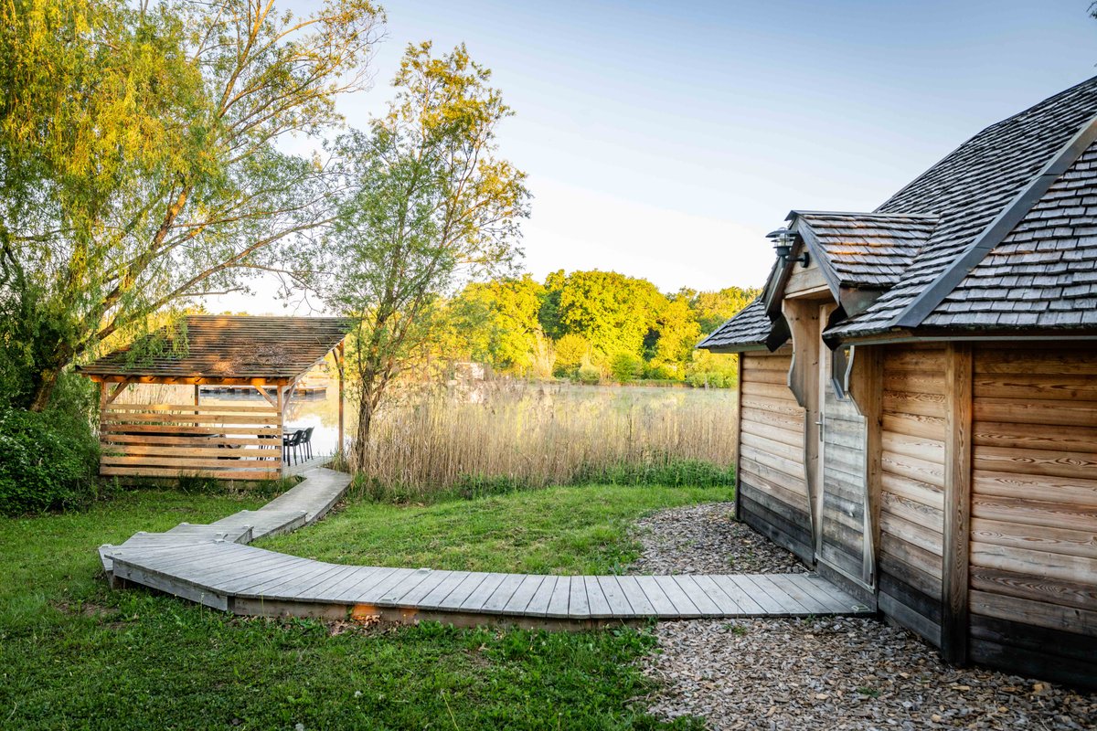 Cabane Boréalis 4 pers à Bâgé-Dommartin (19)