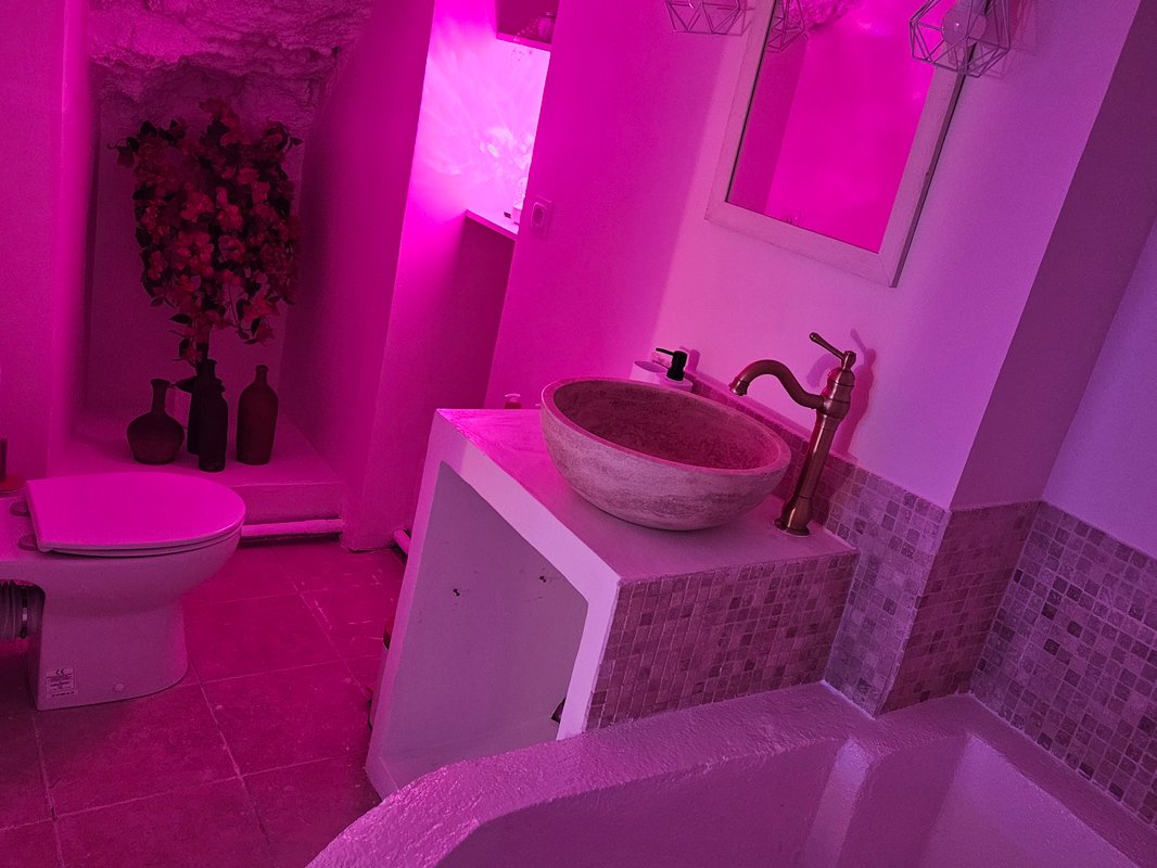KALISPA, baignoire maçonnée et sauna à Pignans (13)