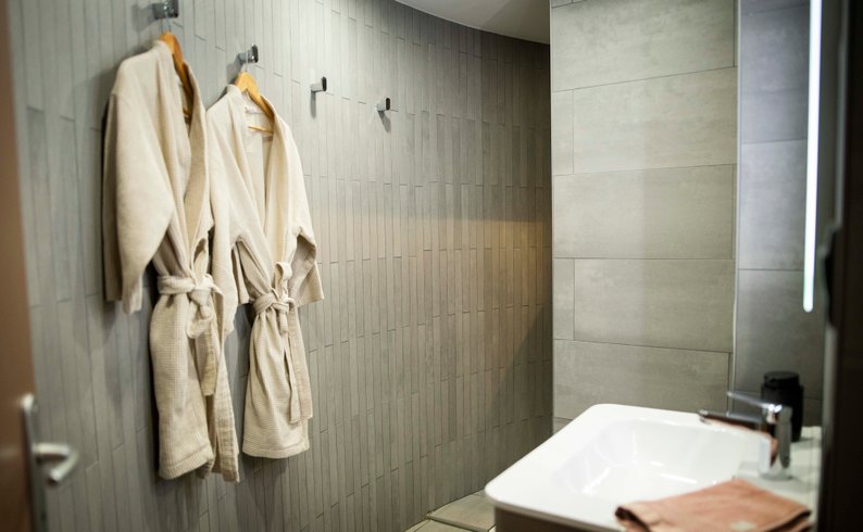 Hébergement AbracadaRoom : La Cabane du Bas & Spa - Image 25