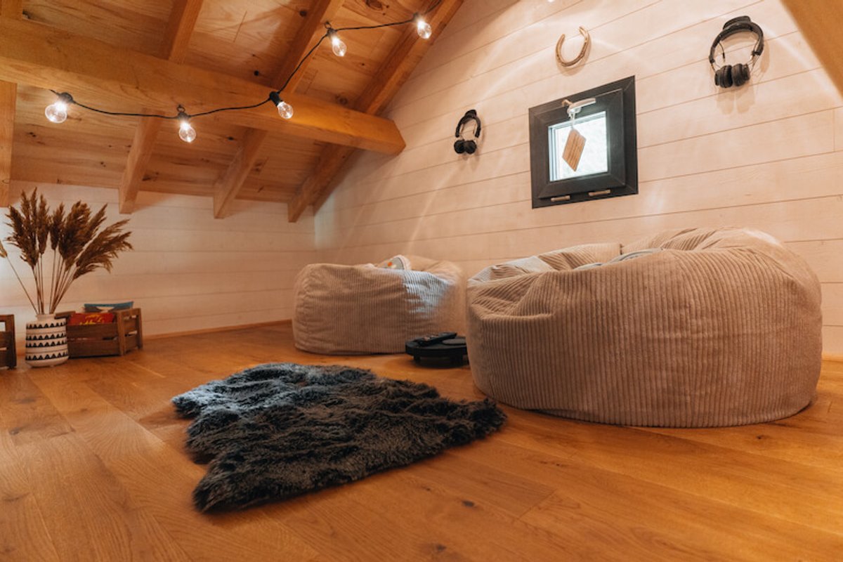 Cabanon Perché  à Château de Memanat à Chavanat (50)