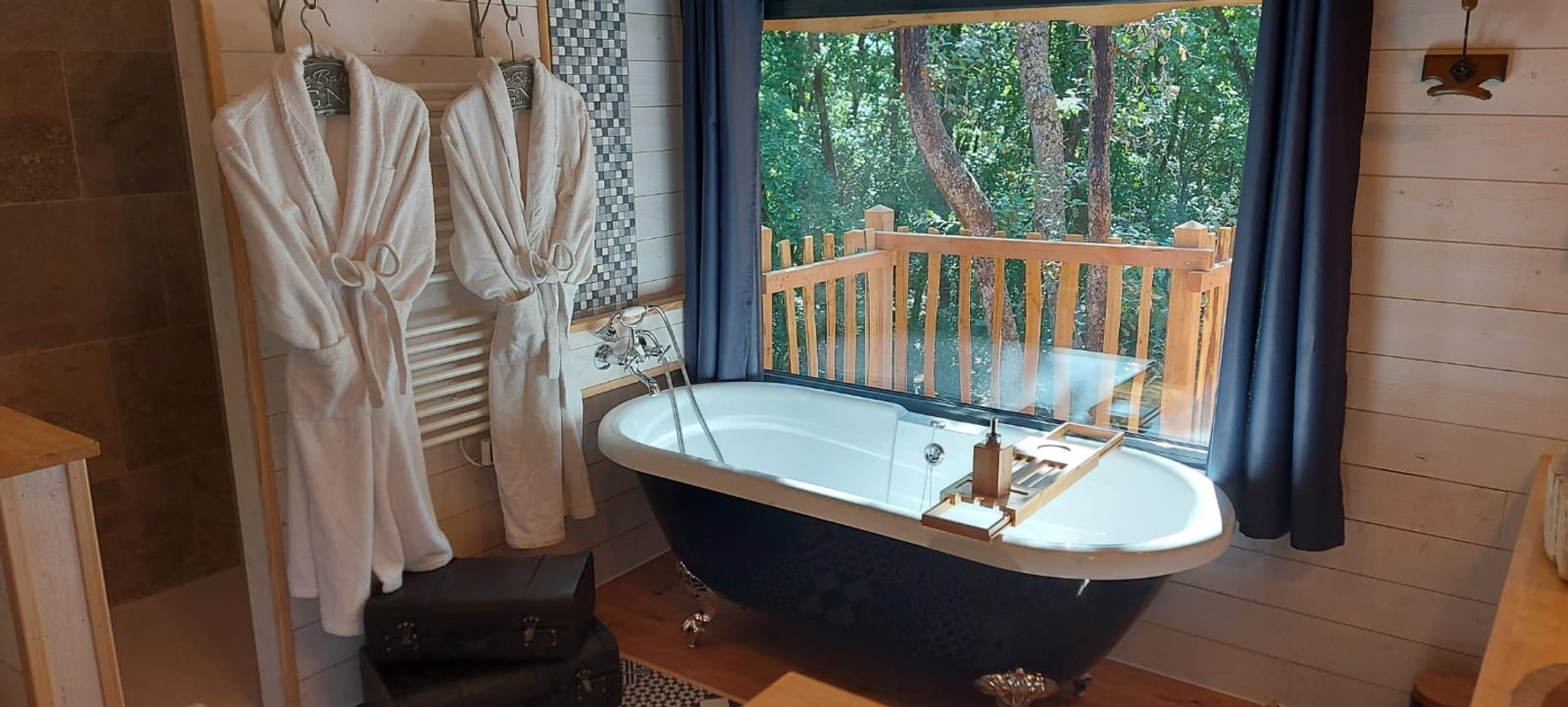 Cabane Spa Vintage à Clairac (5)
