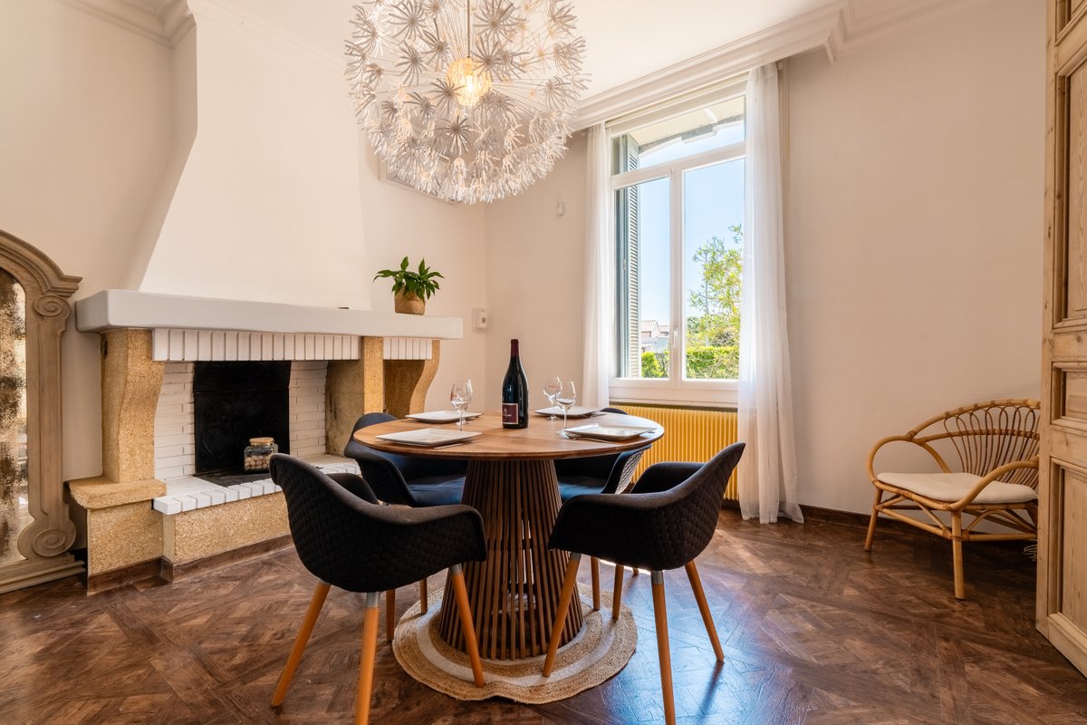 Maison de maître 4* avec piscine & jardin (6 pers.) à Magalas (4)