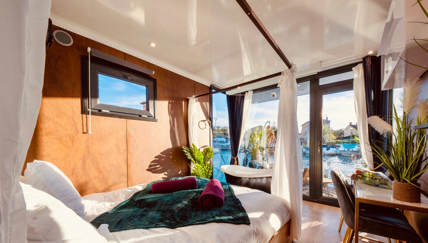 L'Escale Royale : Houseboat La Forum Julii à Fréjus (8)