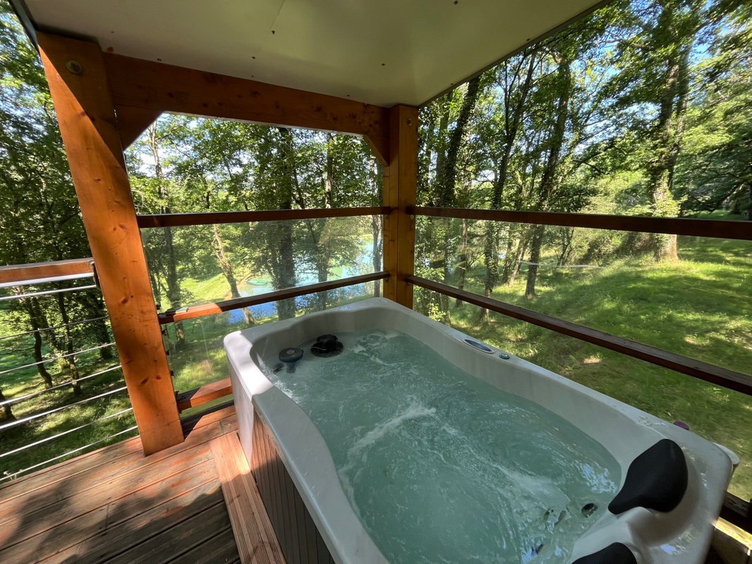 Les Cabanes du Lac - Cabane du Frêne & SPA à Sévignacq (10)