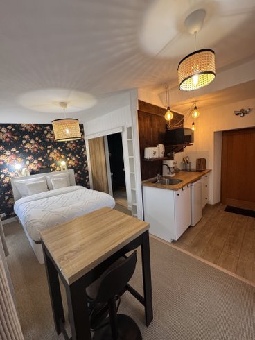 Hébergement AbracadaRoom : Ancien lavoir au cœur de la petite « Venise » du Trégor - Image 5