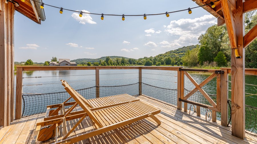 Hébergement AbracadaRoom : Cabane sur l'eau avec bain nordique - Image 7