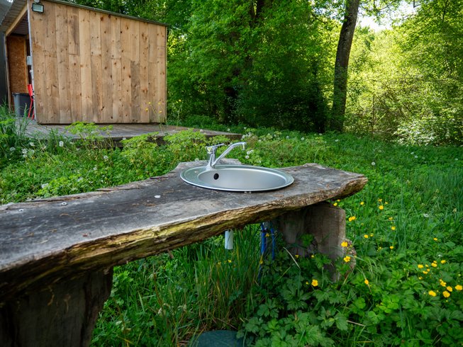 Hébergement AbracadaRoom : Glamping: Our Domes & Their Private Lake - Image 13