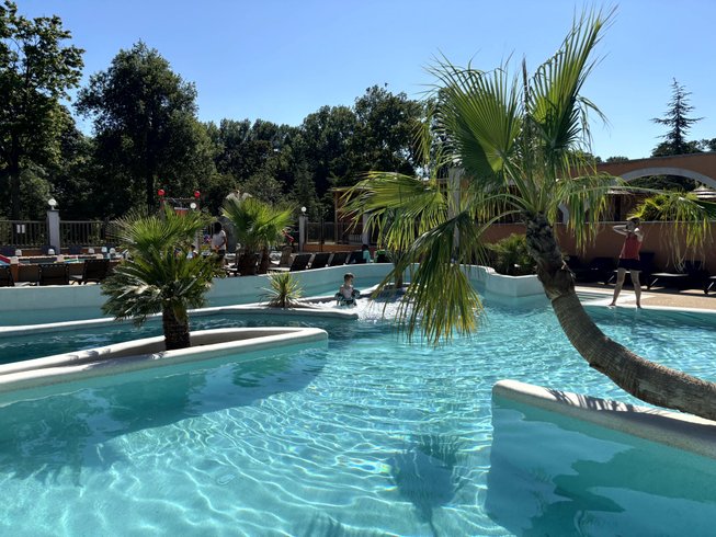 Domaine AbracadaRoom : Domaine de Senaud - Image 1