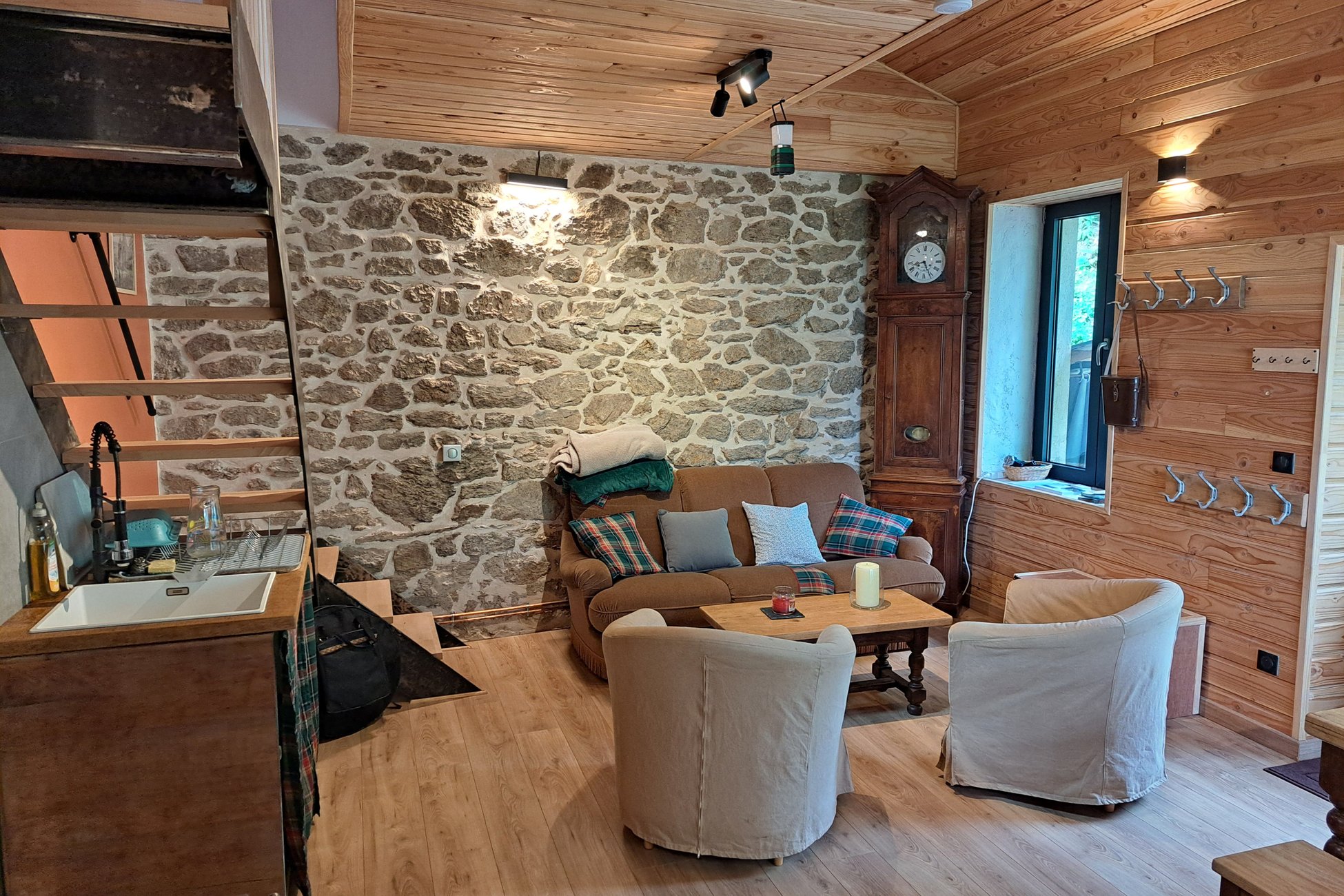 Hébergement UnicStay : Le Refuge d'Yzeron à Saint Forgeux