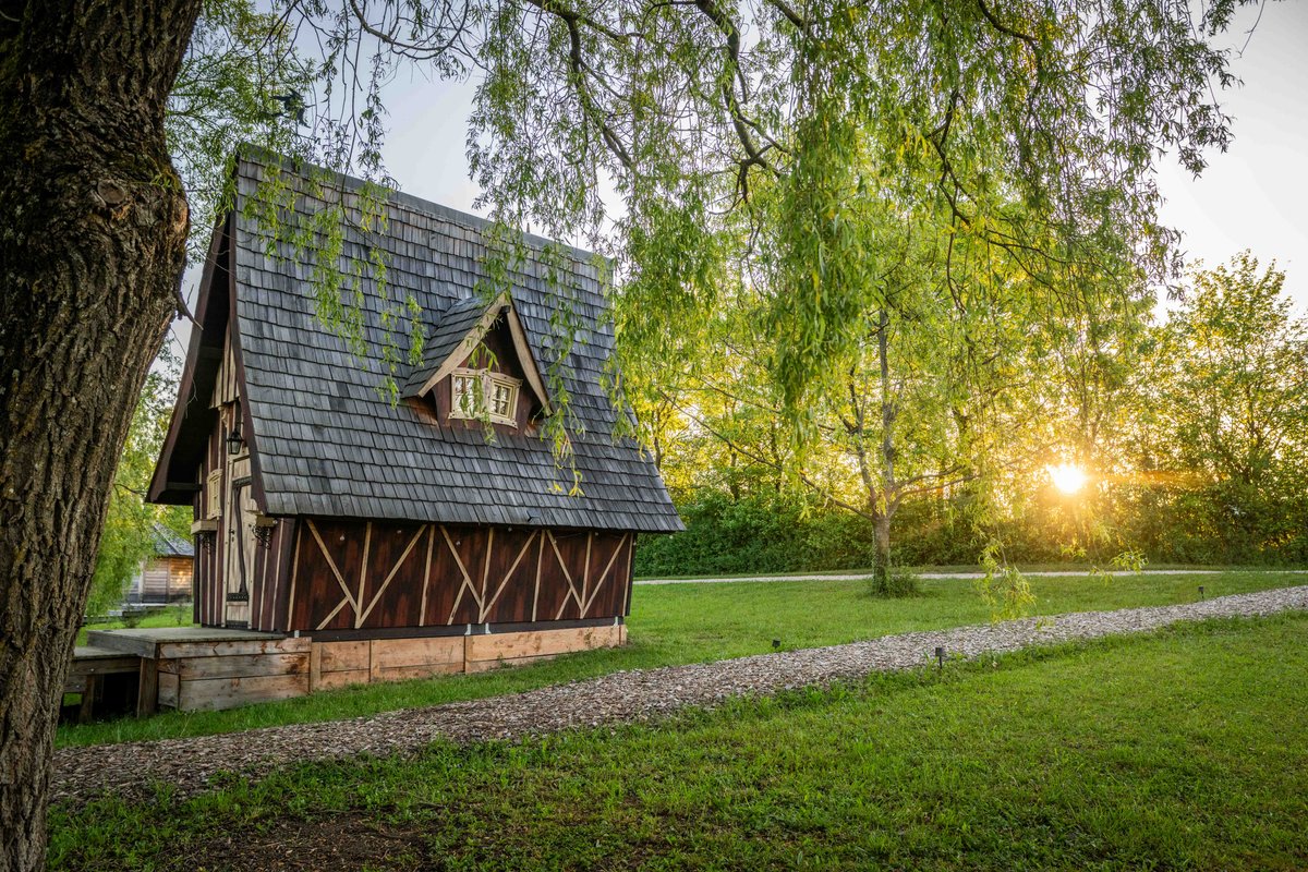 Cabane Fées 4 pers & Spa à Bâgé-Dommartin (10)