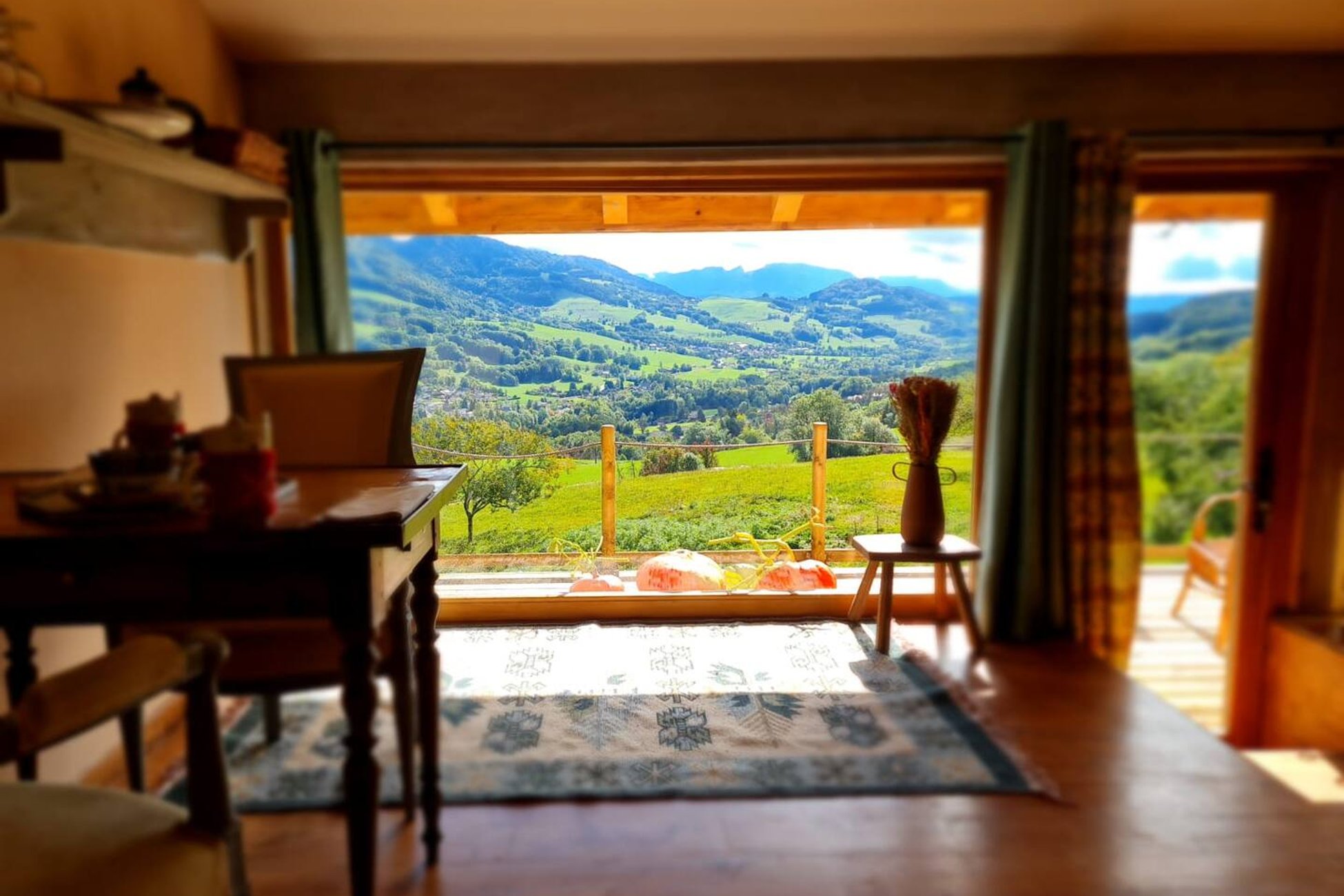 Hébergement UnicStay : Refuge insolite avec vue panoramique à Habère-Lullin