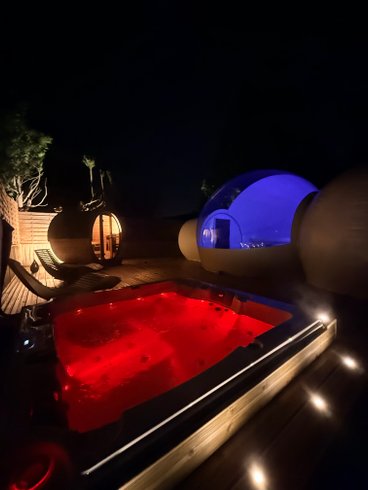 Hébergement AbracadaRoom : Bubble suite 47 Spa & Balnéo & Sauna - Image 8