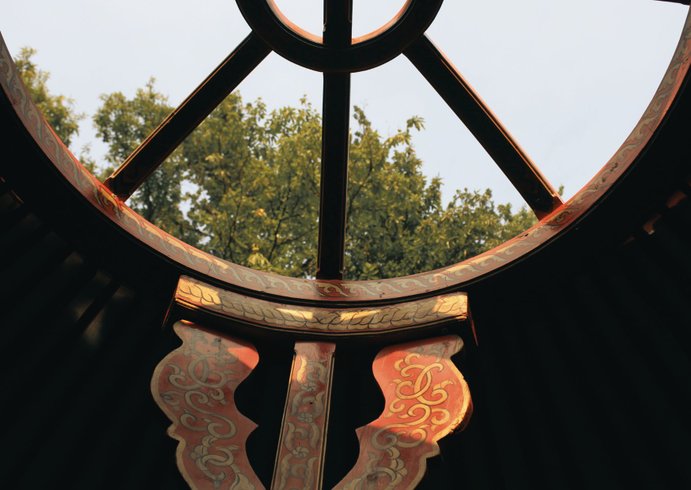 Hébergement AbracadaRoom : La Yourte avec vue imprenable - Image 12