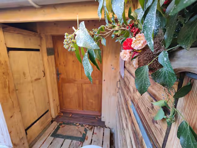 Hébergement AbracadaRoom : Refuge insolite avec vue panoramique - Image 22