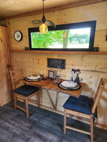 Hébergement AbracadaRoom : La Roulotte & spa - Image 8