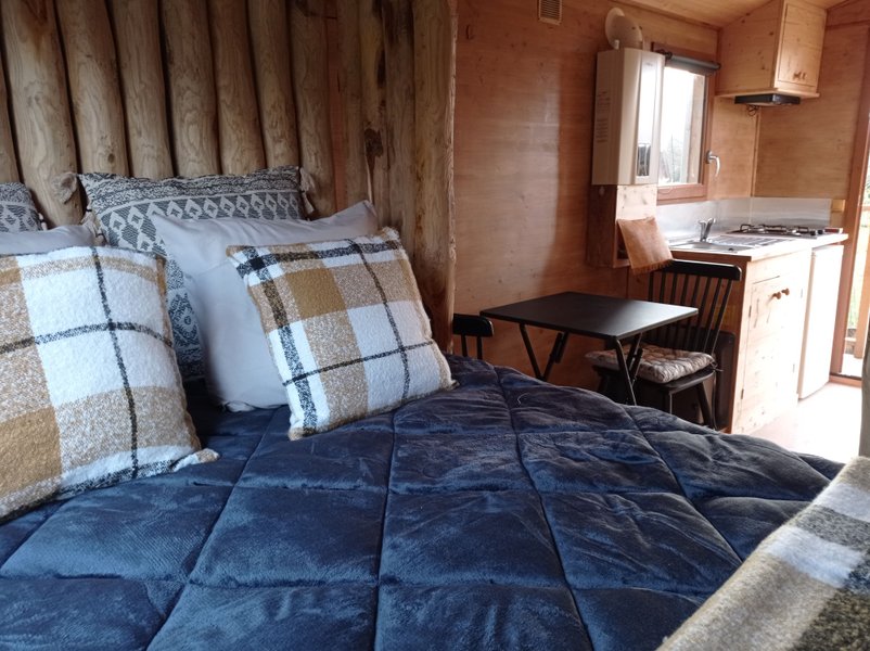 Hébergement AbracadaRoom : La roulotte de Val André - Image 5