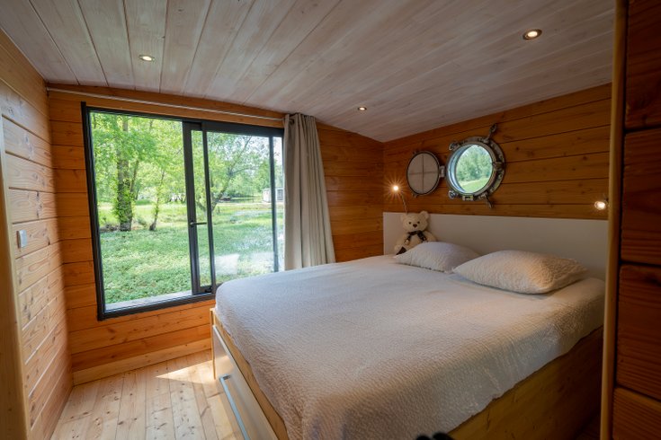 Hébergement AbracadaRoom : La Toue Cabanée au mouillage - Image 14