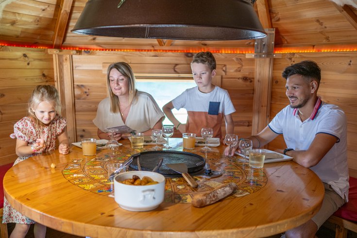 Hébergement AbracadaRoom : Roulotte - 4 personnes - Image 8