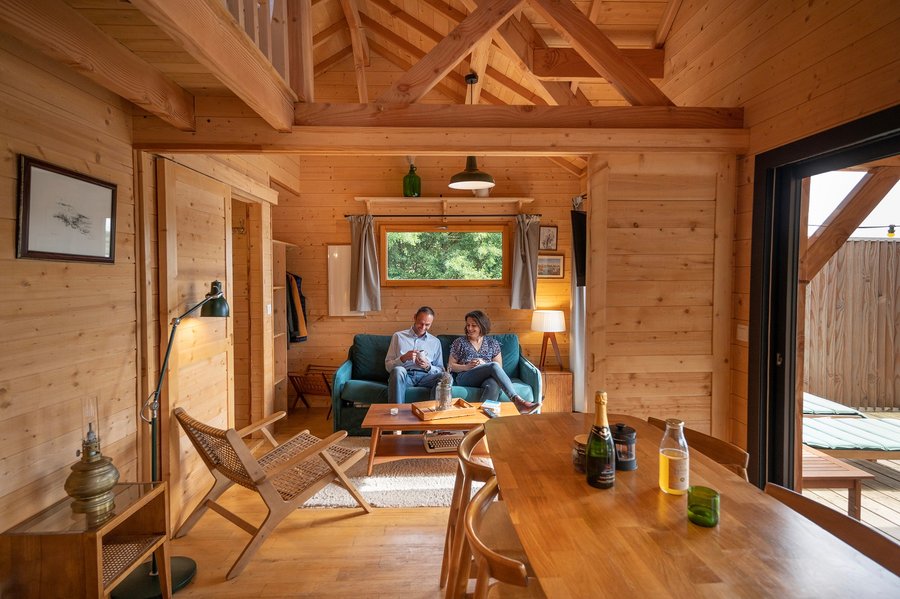 Hébergement AbracadaRoom : Cabane sur l'eau avec bain nordique - Image 10