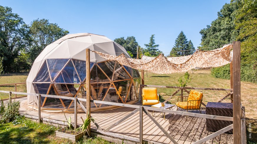 Hébergement AbracadaRoom : Le Grand Dôme et son bain nordique - Image 8