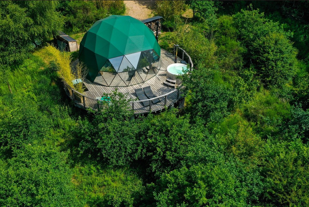 Dôme Orion & Spa à Cunlhat (1)