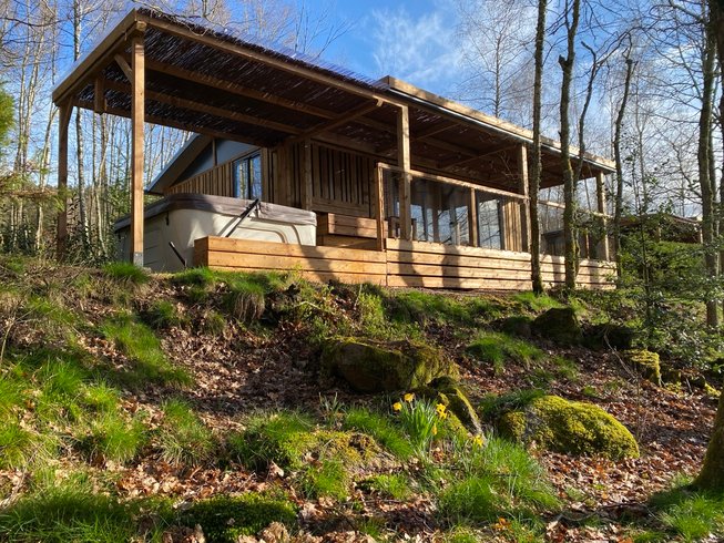 Hébergement AbracadaRoom : HY•Lødge Spa-6pers N°4 (Chalet nature avec spa privatif) - Image 1