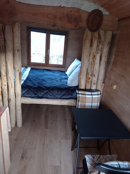 Hébergement AbracadaRoom : La roulotte de Val André - Image 6