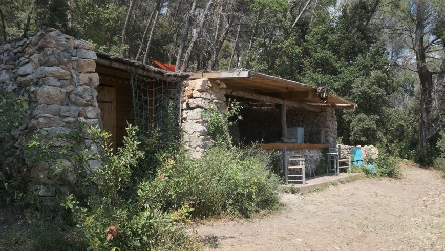 Hébergement AbracadaRoom : Roulotte Nature - Image 13