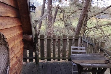 Cabane Nid d’Oiseaux - Un cocon perché qui danse avec le vent à Saint-Donat-Sur-L'herbasse (2)