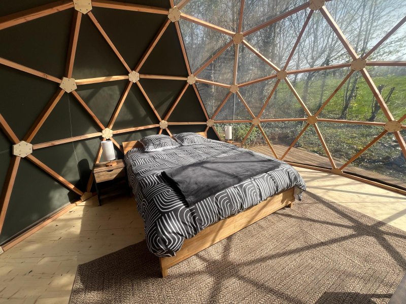 Hébergement AbracadaRoom : Le Dôme Géodésique - La déconnexion en harmonie avec la nature. - Image 10