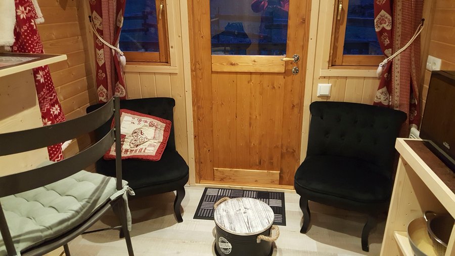 Hébergement AbracadaRoom : Ma Roulotte  "La Passionnée" - Image 4