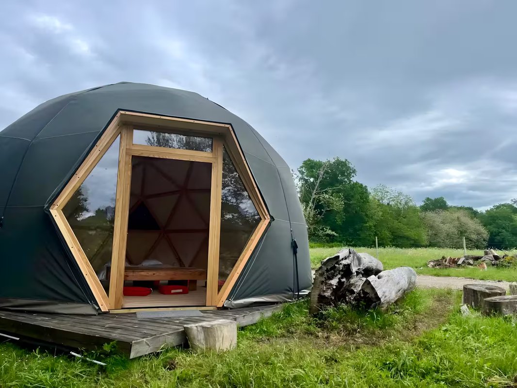 Dôme nature insolite pour 2 avec vue du lac privé à Sadirac (8)