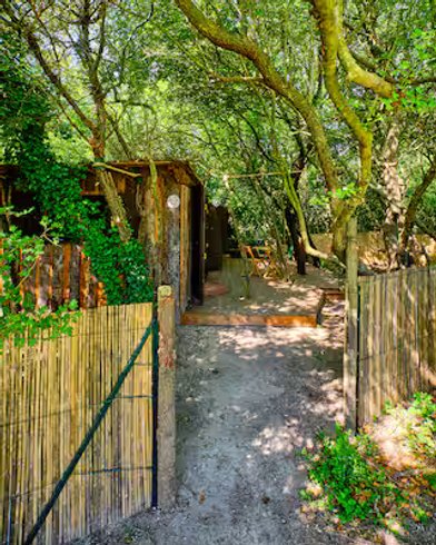 Domaine AbracadaRoom : Cabane en bord de rivière - Image 11
