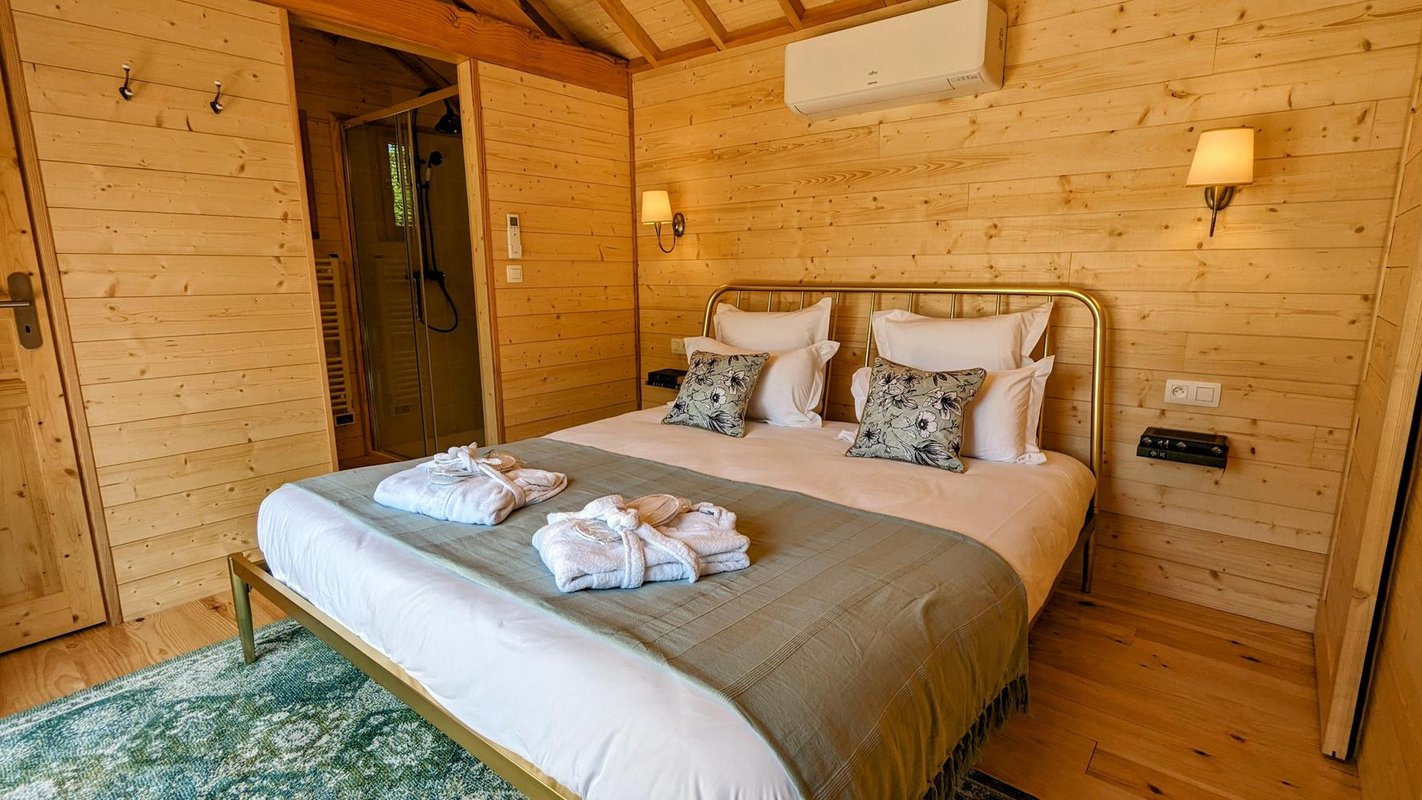 La cabane du Domaine des Ecus d'Or à La Bussière Sur Ouche (5)