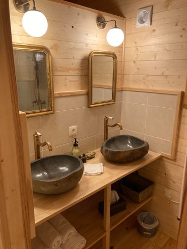 Domaine AbracadaRoom : Domaine des Ecus d'Or La Cabane - Image 7