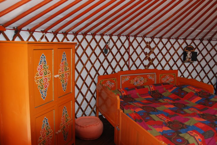 Hébergement AbracadaRoom : La Yourte du Nid'Oiselet - au coeur d'une ferme en Provence - Image 17