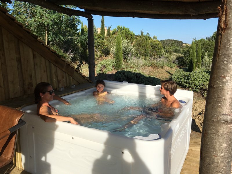 Hébergement AbracadaRoom : Maison  du Hobbit avec spa privatif - Image 9