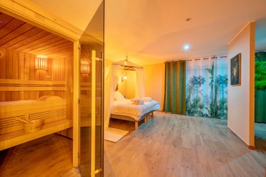 Suite Romantique lost paradise  avec spa, sauna et douche bien être à Zuydcoote (2)