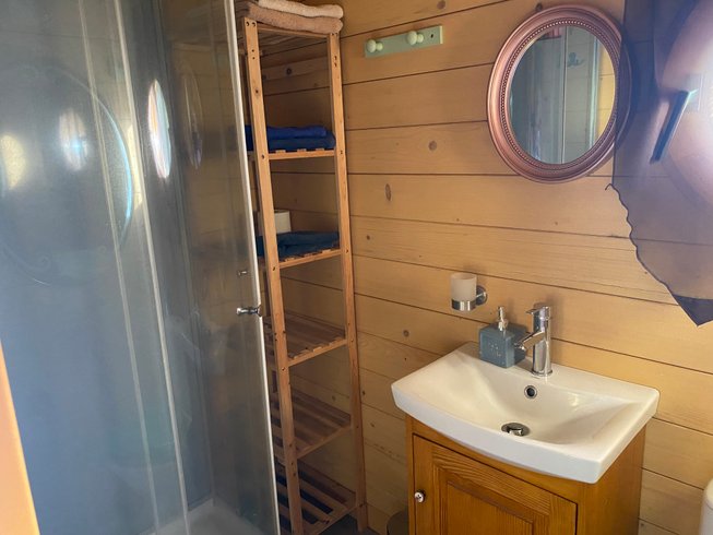 Hébergement AbracadaRoom : Roulotte Miranda - Image 11