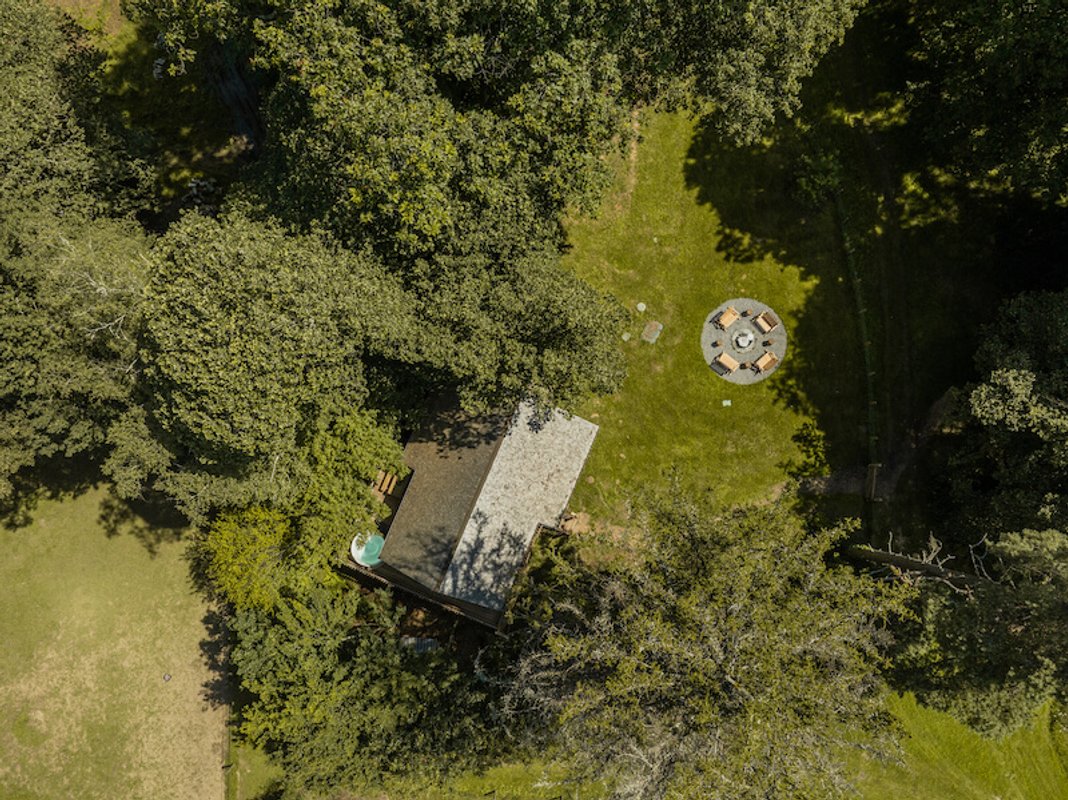 Cabanon Perché  à Château de Memanat à Chavanat (11)