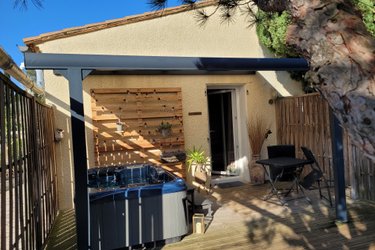 Le Mas Blanc & Spa à Malves-En-Minervois (1)