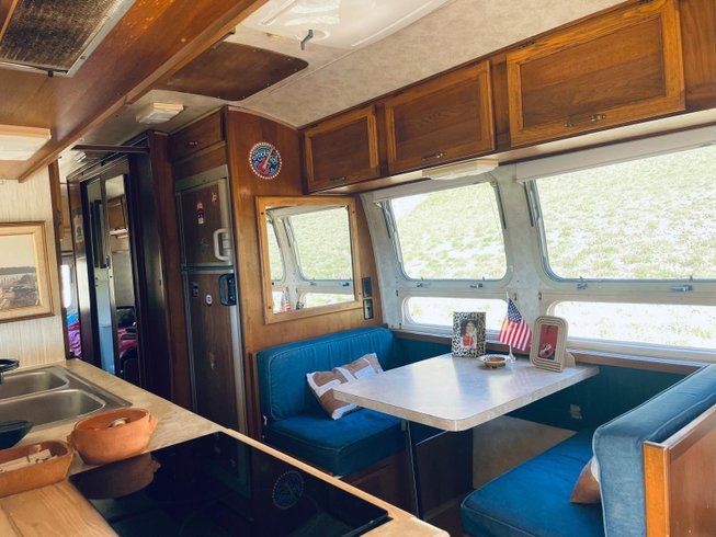 Hébergement AbracadaRoom : Niagara Airstream - Image 4