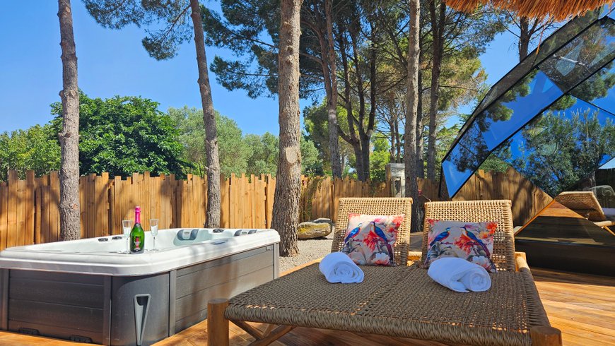 Domaine AbracadaRoom : Domaine les Carals - Image 1