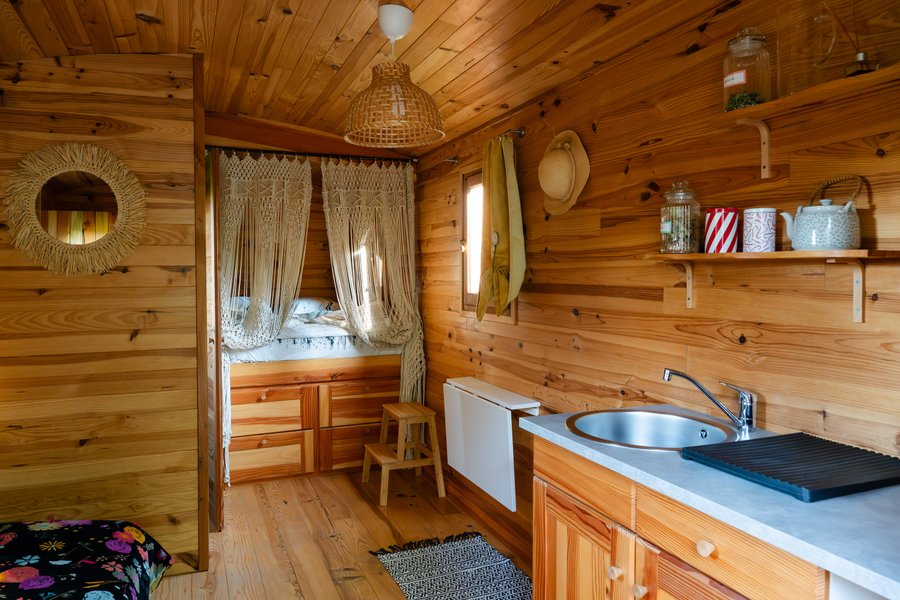 Hébergement AbracadaRoom : Roulotte la Clé du Luberon & SPA - Image 24