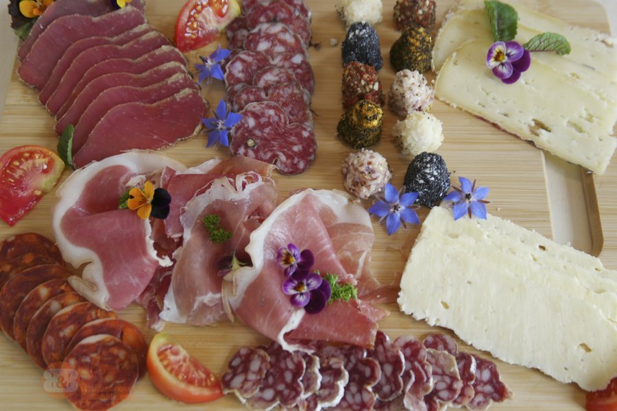 Bulle UMa avec planche dînatoire et petit-déjeuner — photo 2