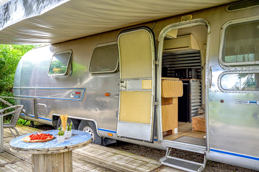 Hébergement AbracadaRoom : Caravane Airstream & SPA - Image 9