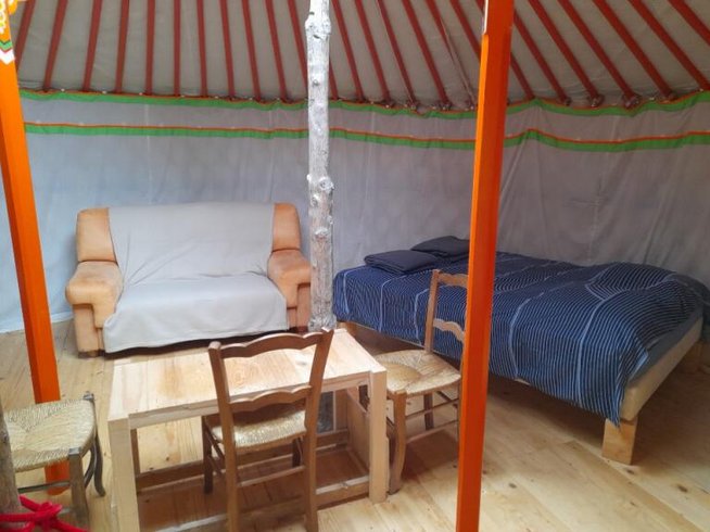 Hébergement AbracadaRoom : Yourte Mont d'Or - Image 3