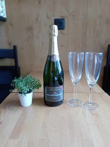 Hébergement AbracadaRoom : Le Coup Monté & Spa - Image 23