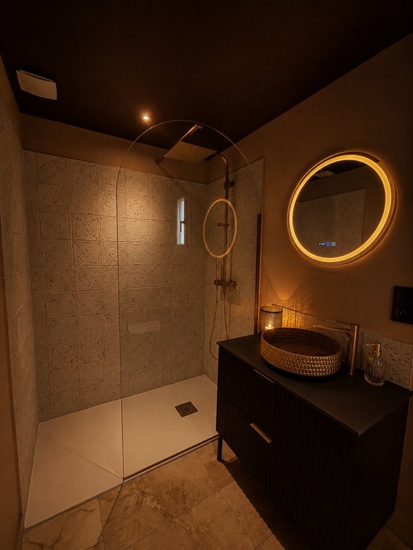 Suites Révélation, balnéo et sauna à Sorgues (11)