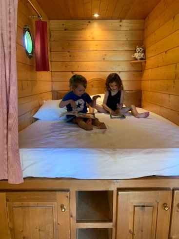 Hébergement AbracadaRoom : Roulotte Gîte familiale - Image 14